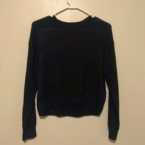 Black lightweight cropped sweater